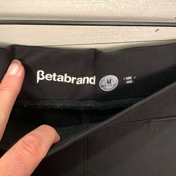 Betabrand flat front black triple button pocket woman’s slacks medium petite - Picture 6 of 8